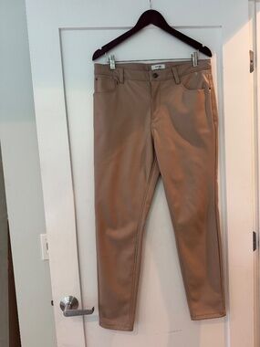 Kensie Jeans Faux Leather Straight-Leg Pants in Beige/Nude Shade, Size 10
